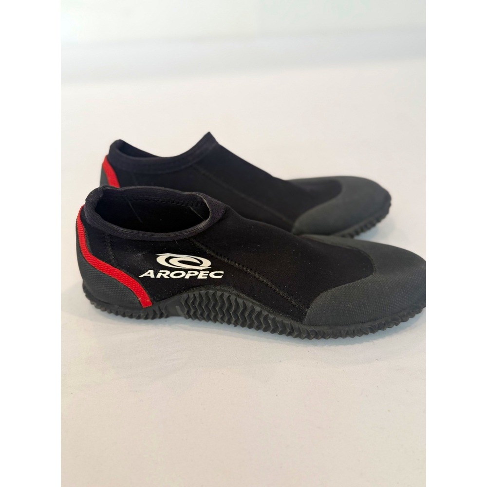 AROPEC Neoprene Water Shoes/Booties size 8 Medium Slip-On Black/Red Rubber Sole